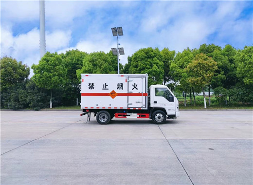 ����С��3.8����ȼ���w��ʽ�\ݔ܇